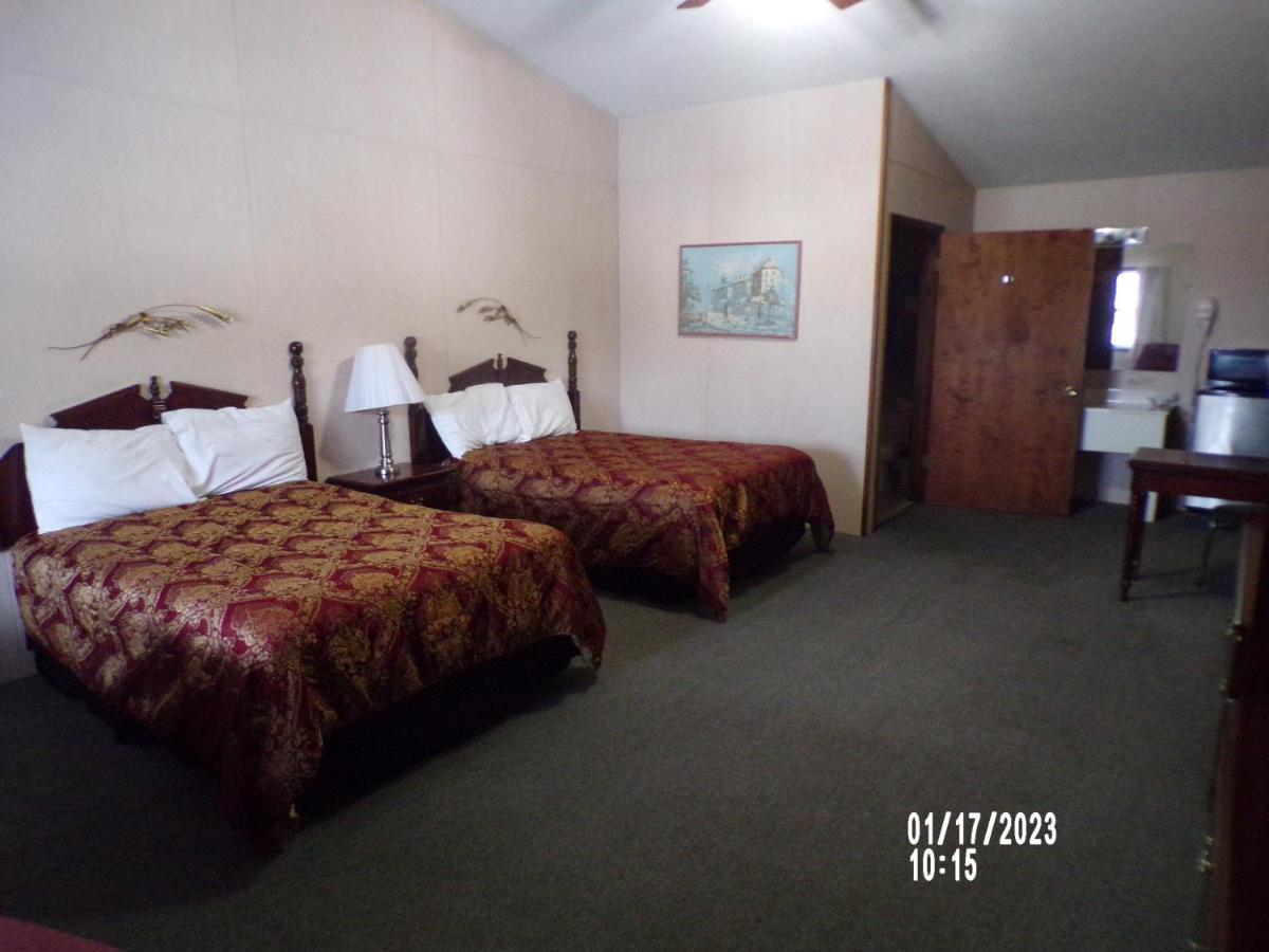 Longhouse Lodge Motel Watkins Glen Ngoại thất bức ảnh