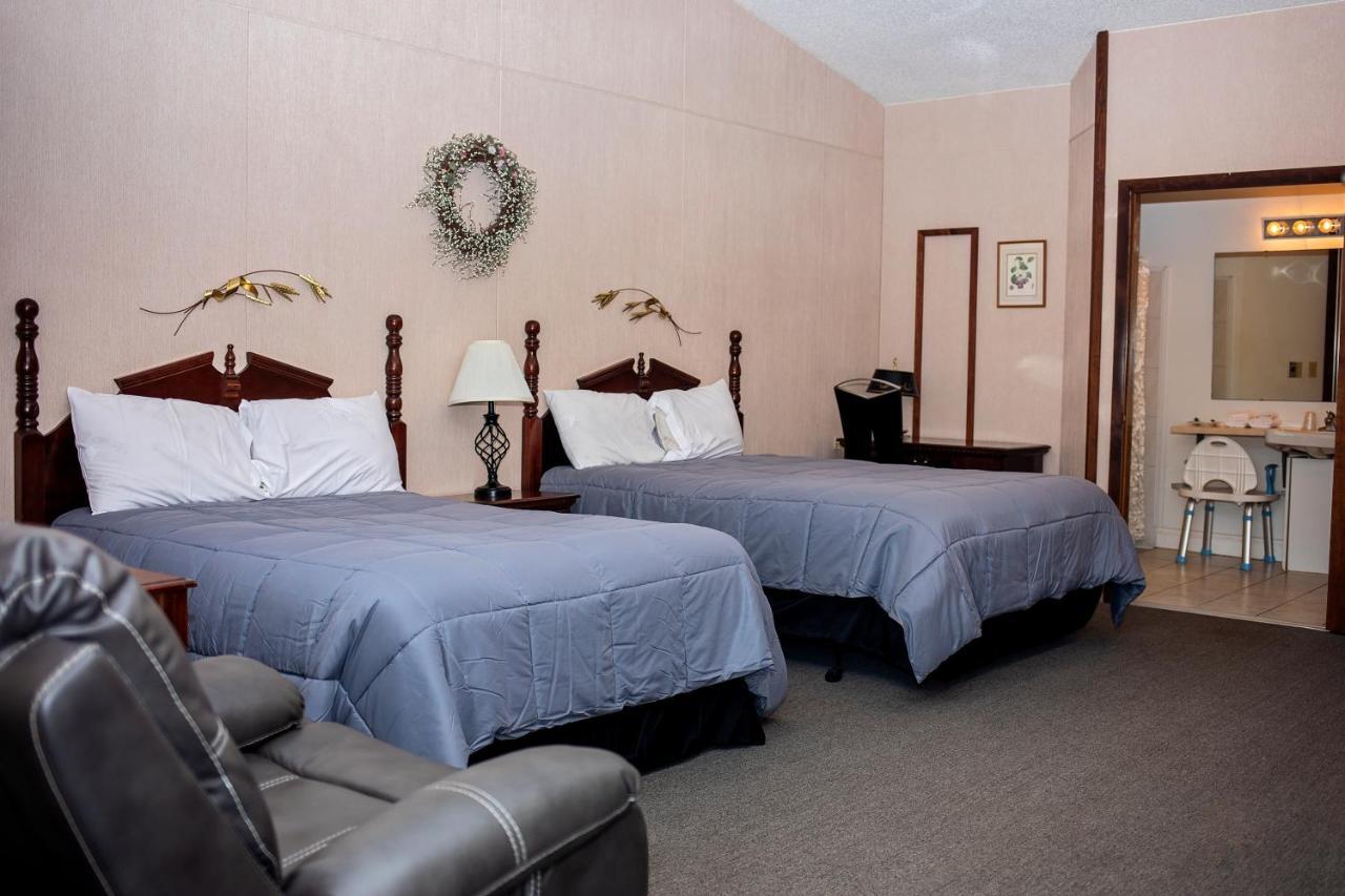 Longhouse Lodge Motel Watkins Glen Ngoại thất bức ảnh