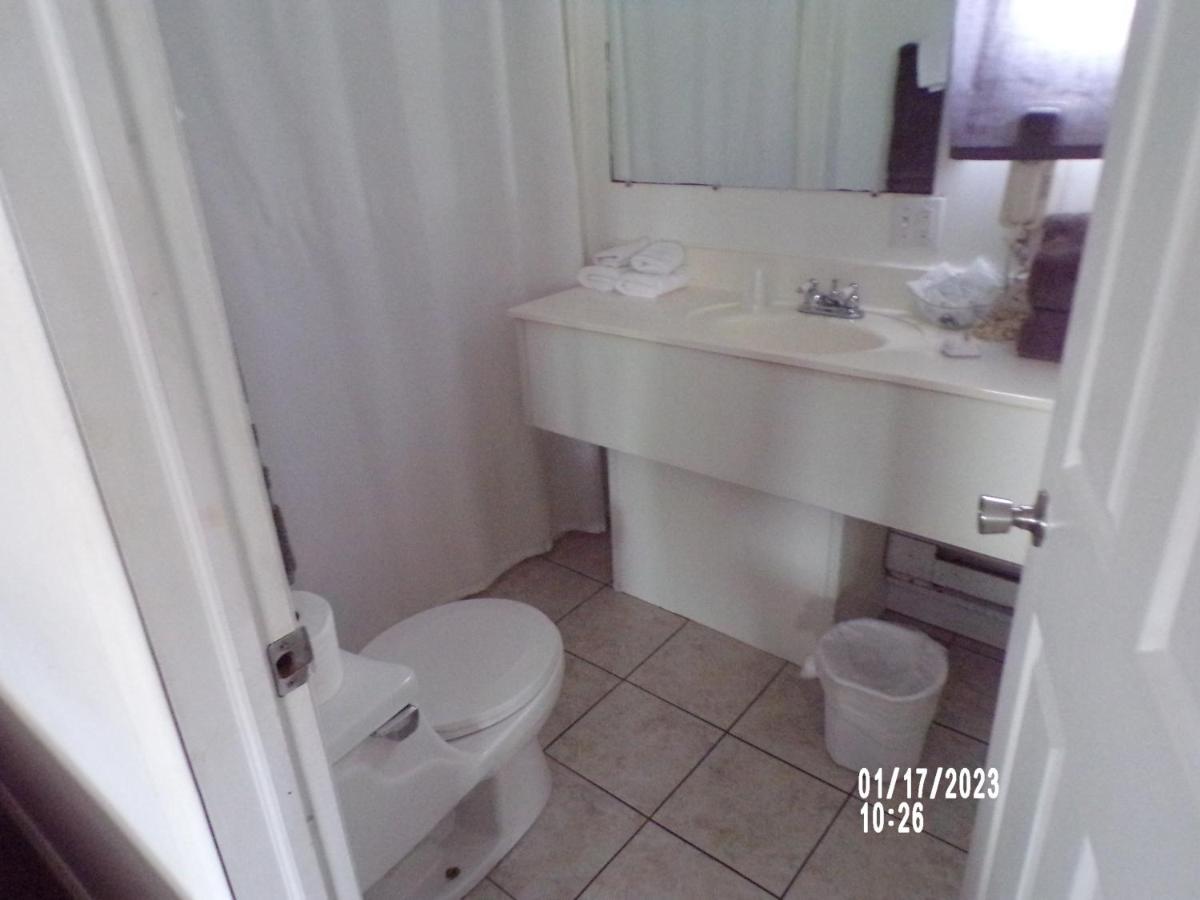 Longhouse Lodge Motel Watkins Glen Ngoại thất bức ảnh