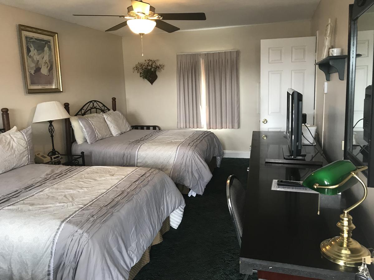 Longhouse Lodge Motel Watkins Glen Ngoại thất bức ảnh